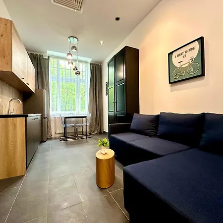 Mini W Centrum & Free Parking Apartmán